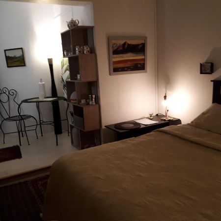 Hotel A La Fugue Upington Esterno foto