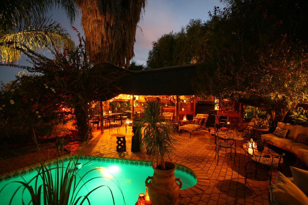 Hotel A La Fugue Upington Esterno foto