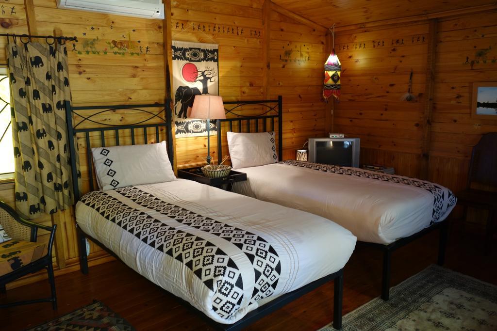 Hotel A La Fugue Upington Esterno foto